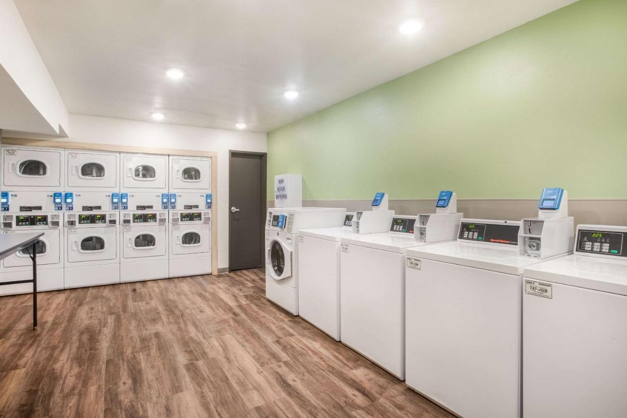 Woodspring Suites Atlanta Newnan Exterior foto